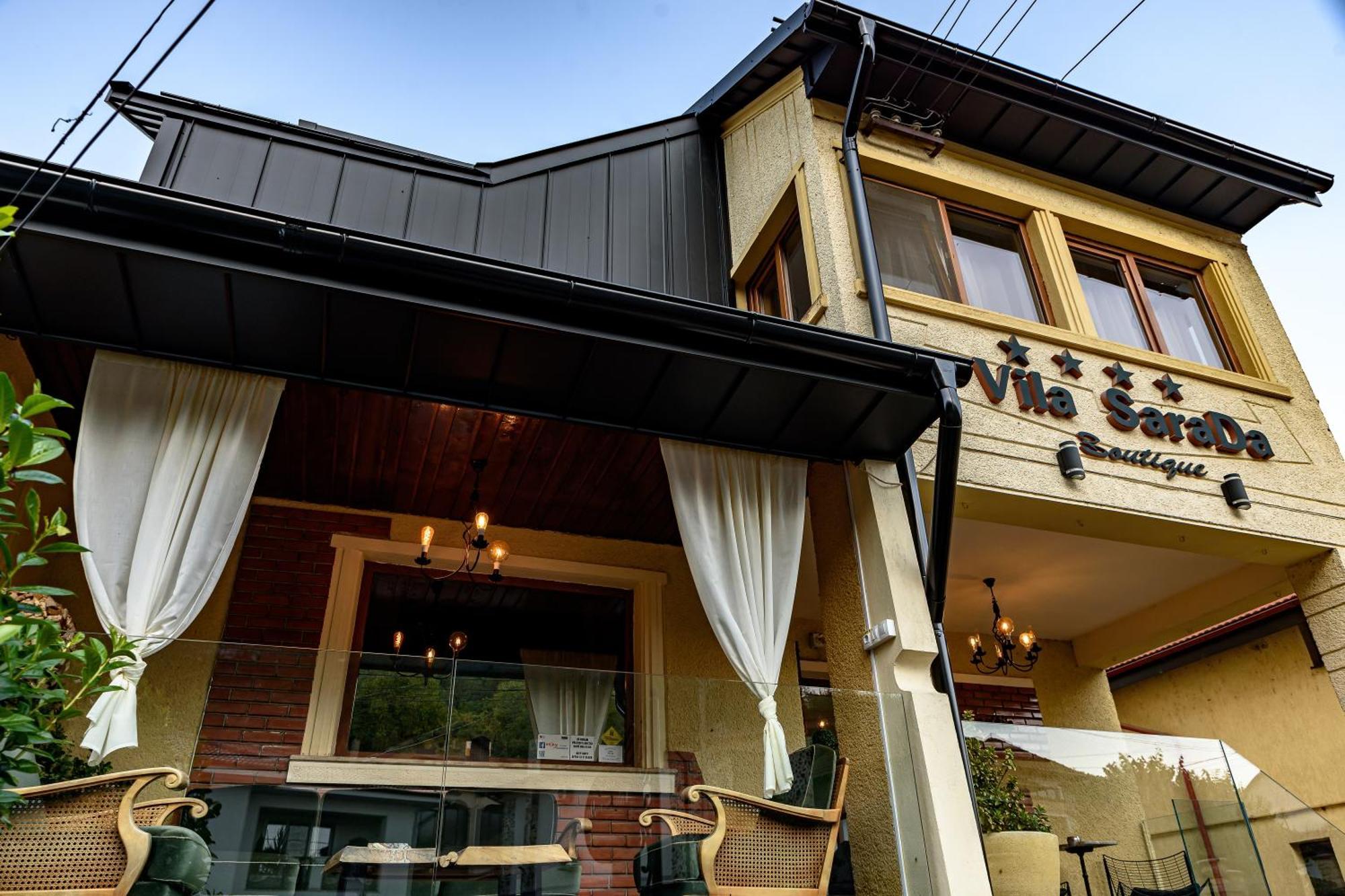Vila Sarada Boutique เดวา ภายนอก รูปภาพ